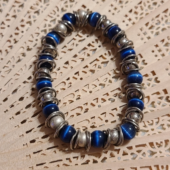 Stretchy Bracelet for sale - Picture 6 of 8